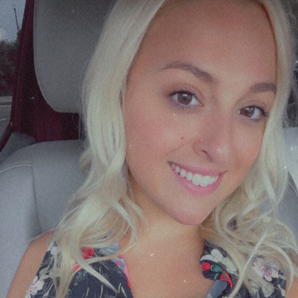 Meet your Posher, Sabrina